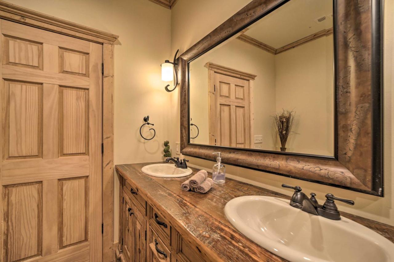 Luxury Cabin Rental In Franklin With Private Hot Tub Exterior foto